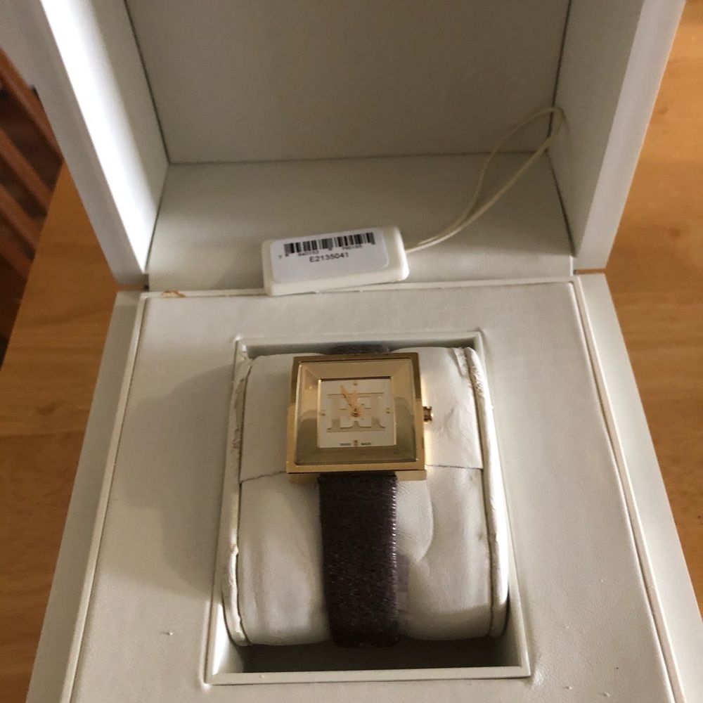 ESCADA — Leather bands, watch